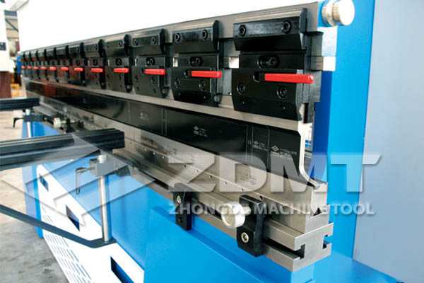 窄型任务台.jpg 窄型任务台.jpg