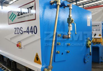 卡套式讨论体.jpg 卡套式讨论体.jpg