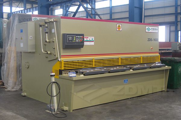 ZDS-1632.jpg ZDS-1632.jpg